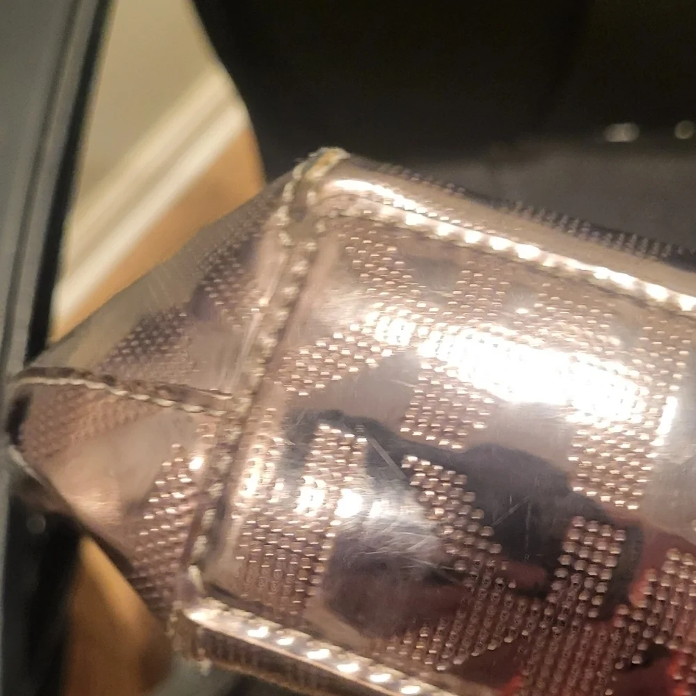 Michael Kors Silver Log Shoulder Bag With Chain Detail